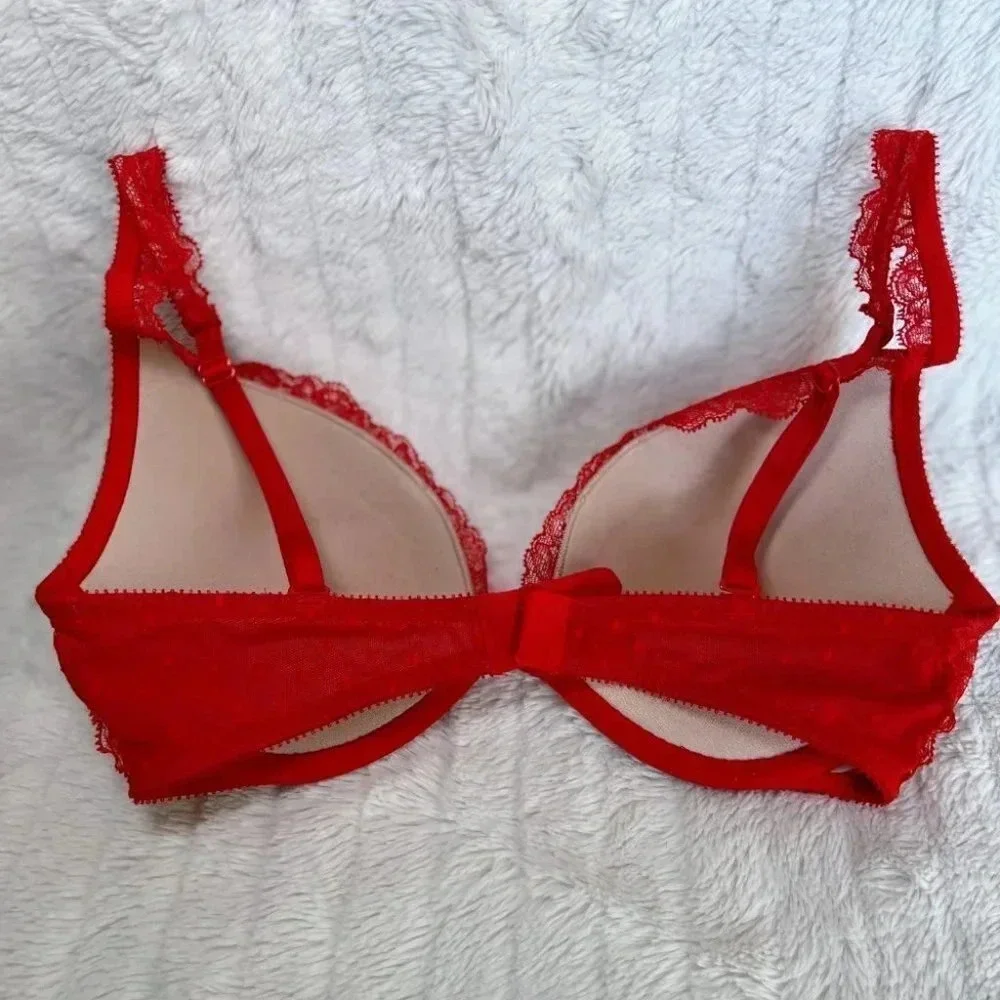 Victoria's Secret VS Dream Angels Red Lace Push-up Bra